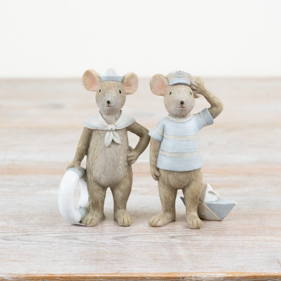 Bring coastal charm to your space with this delightful Sailor Mouse Ornament.