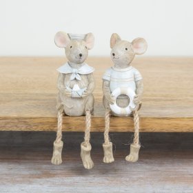 An assortment of 2 utterly charming seaside themed mice decorations. Each is dressed as a sailor 