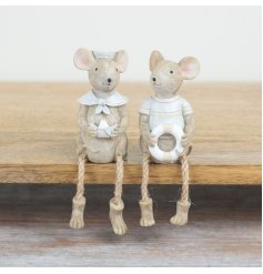 Sitting Sailor Mice, 2a