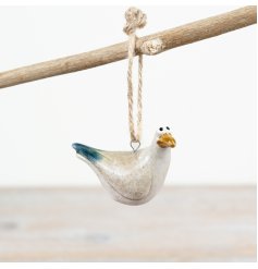 Add a coastal charm to your living space with our gorgeous Seagull Hanger.