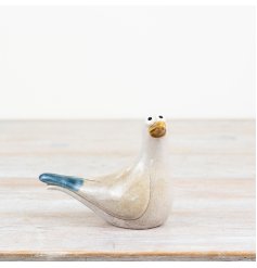 Transform your home into a coastal oasis with our Seagull Stoneware - a charming addition to any decor! 