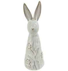A simple and elegant rabbit ornament. Complete with a floral design and natural glossy finish. 