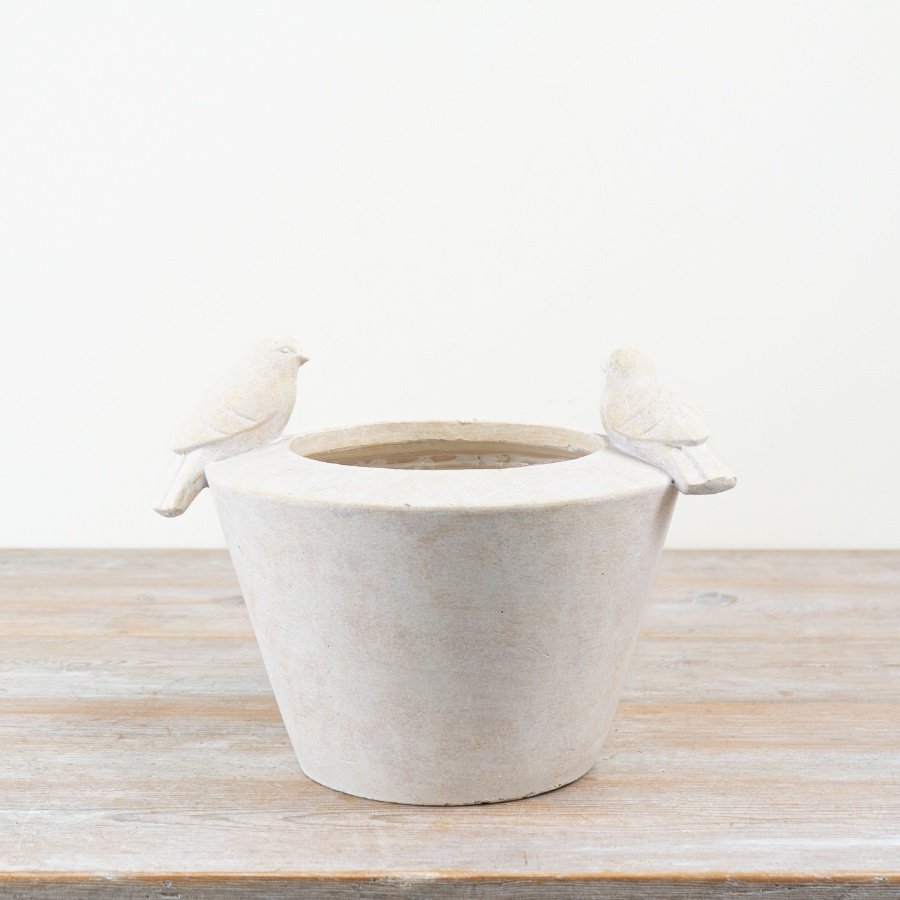 Charming 3D bird planter with a sleek white finish for a fresh, stylish look.