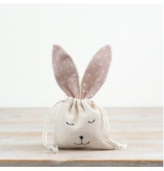 A mix of 2 charming bunny design drawstring bags in natural and pink polka dot designs. 