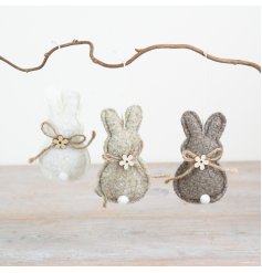 A stylish mix of felt bunny hangers. Each has a pretty wooden flower detail and rustic bow. 