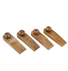 Say goodbye to boring doorstops and hello to these rustic door stop 