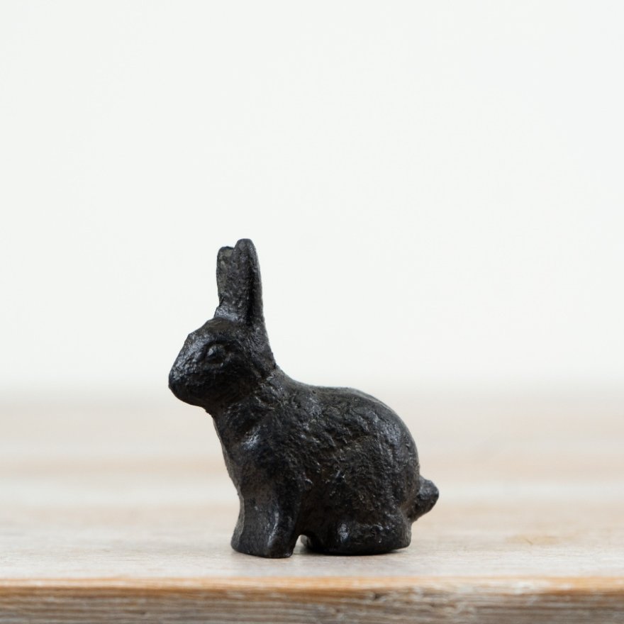 5.6cm Cast Iron Bunny Table Deco