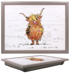 Add warmth and rustic appeal to your home with our Bug Art Hamish Highland Cow Lap Tray. 