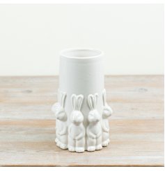 Introducing this gorgeous Easter vase detailed with standing rabbits in a sleek white glazed finish
