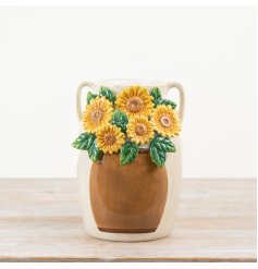 Add character to your space with this full and beautiful vase. Perfect for any décor.