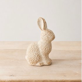 Enhance your spring décor with this adorable rabbit