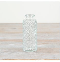 Transparent vase with decorative patterns