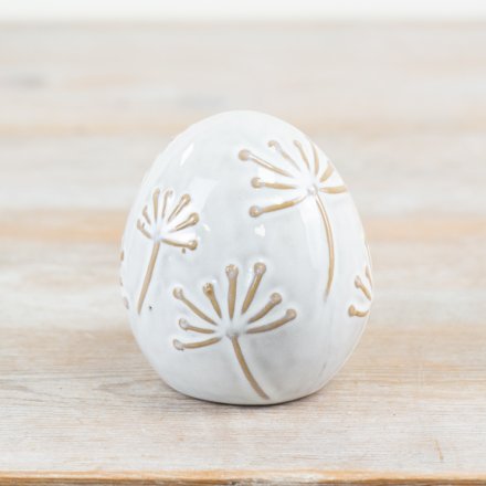 Charming porcelain egg ornament,