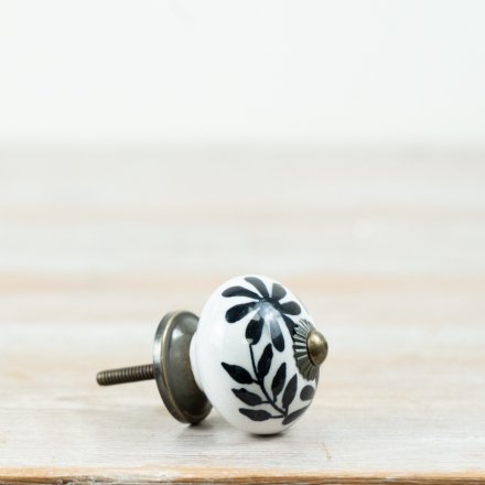 Black Flower Ceramic Knob, 4cm x 7cm 