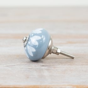 Add a touch of elegance to your furniture with stylish silver ceramic knobs.