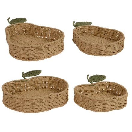 Natural charm basket for storing apples and pears.