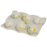 Store half a dozen with this charming stoneware egg holder, complete with a pretty floral painted design. 