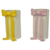 An assortment of 2 pretty bow design vases in yellow and pink colours. 