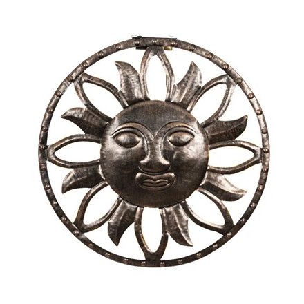 Brighten your outdoor spaces with the Solar Wall Light Iron Steady