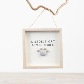 Charming wooden sign with pebbles and a sweet cat quote—perfect gift for any cat enthusiast.