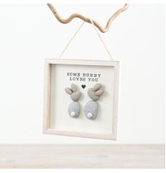 Bring warmth to your space with this lovely wooden frame for a cozy vibe.