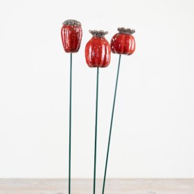 Ovary garden stake—charming decor that brightens up any outdoor space beautifully.