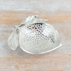 A stylish and beautifully crafted lemon shaped dish. 