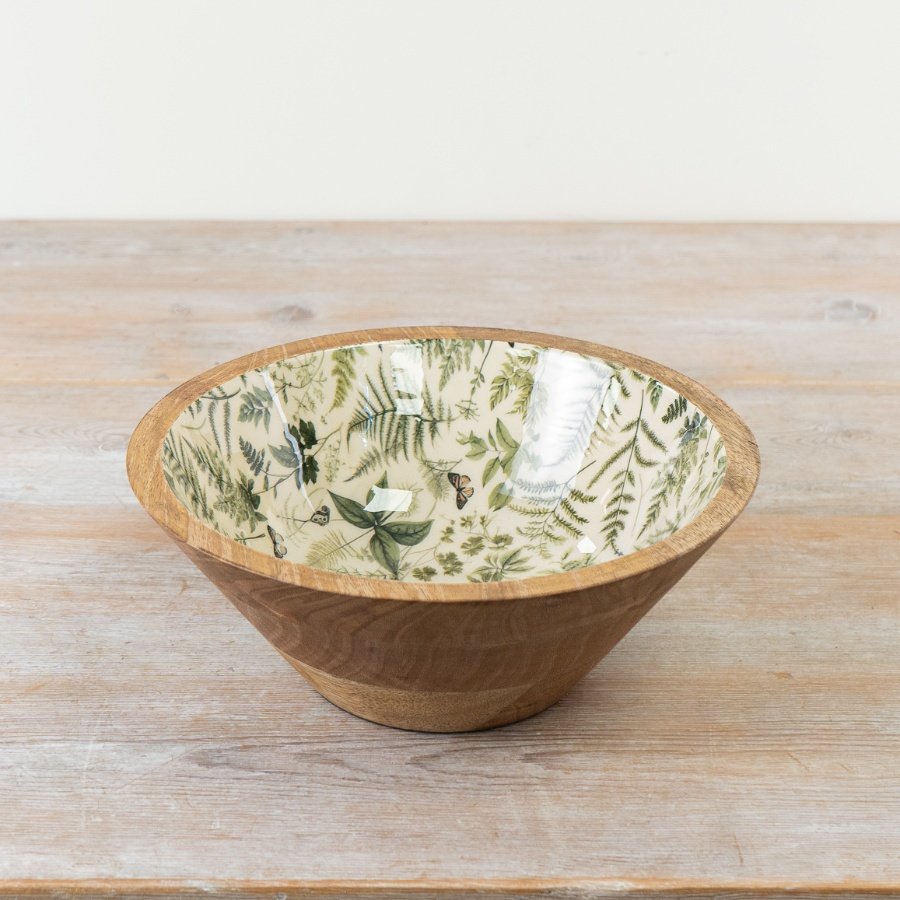 Bring the outside in with this beautiful mango wood bowl featuring a luscious green fern and butterfly pattern.