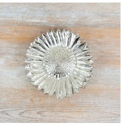 stylish flower dish with a sleek silver finish and delicate sunflower design