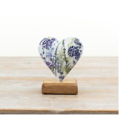 Charming Heart On Base sculpture