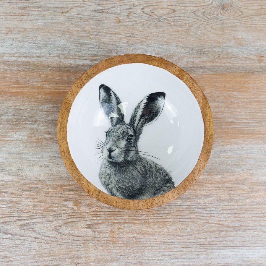 Chic wooden and enamel rabbit-shaped serving bowl for your table.