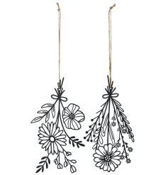 Bring lasting beauty to your space with our elegant Bouquet of Dried Flowers decor.