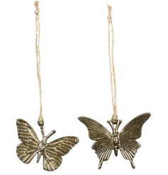An assortment of 2 beautiful butterfly decorations with a gold finish. Complete with a rustic jute hanger. 