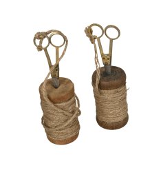 Maintain a tidy garden sustainably with our eco-friendly Gardeners String Tidy.