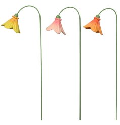 Add a splash of color and cheer to your garden with this charming, weather-resistant Flower Garden Stake