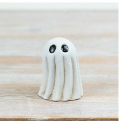 Add subtle Halloween charm with this modern ceramic ghost decoration.