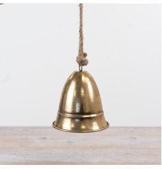Add classic festive charm with this antique gold hanging bell decoration.