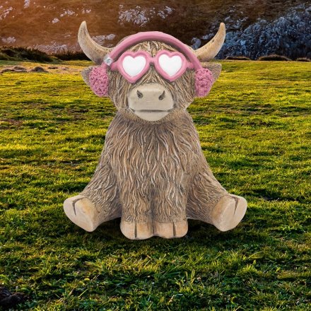 Highland Cow with Ear Moofs