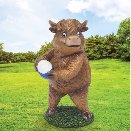 Bring playful charm with this fun rug featuring a cheeky Highland cow design!