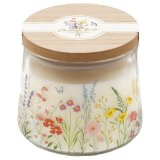 Brighten your space with this charming wax candle 