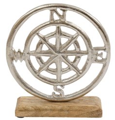 add a coastal vibe to your deco with this stylish compass on wooden base 