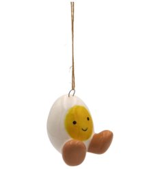 Add a charming touch to your spring décor with this delicate 4.5cm ceramic egg,