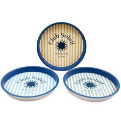 Elevate your serving style with the 33.5cm Soleil Round Tin Tray 