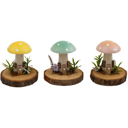 3/A Decorative Toadstool House, 8.5cm