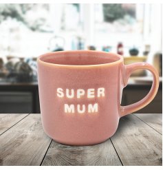 Charming small mug showcasing the phrase "Super Mum."