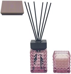 Enhance your home with our Oud & Bergamot scented diffuser and candle set.