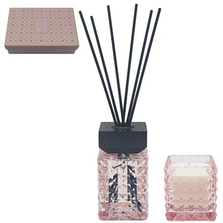22cm Velvet Rose & Oud Candle and Diffuser Set