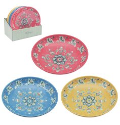 Charming bowls with beautiful patterns