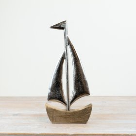 Meet the Ship On Base – a stylish and elegant decorative accent for your space.