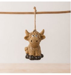 Bring a delightful countryside charm to your range with this charming festive hanger